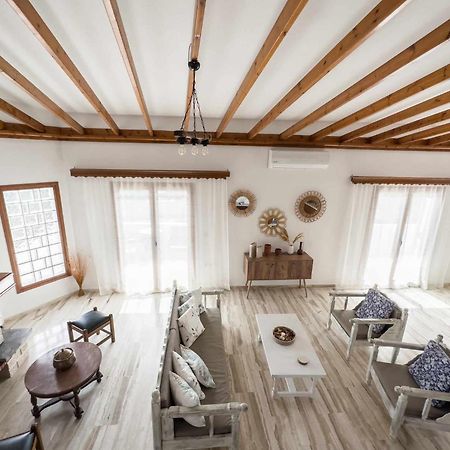 Villa Aelia Kámpos エクステリア 写真